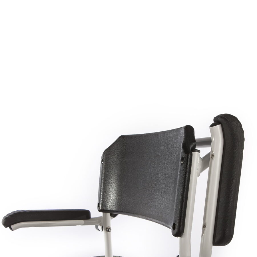 Tualetes / dušas krēsls Akva, ar riteņiem. Paredzēts personām kurām ir īslaicīgas vai pastāvīgas mobilitātes problēmas