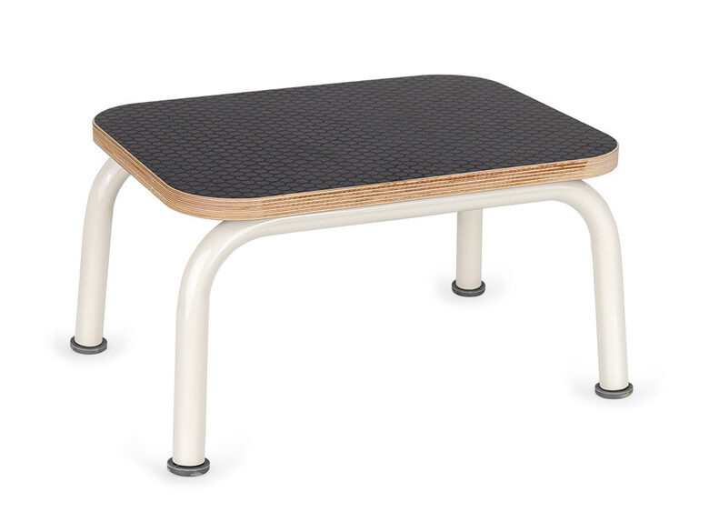 Metāla pakāpiens. Atvieglo drošu iekāpšanu un izkāpšanu no kušetes. Platums: 30 cm. Garums: 40 cm. Augstums: 22,5 cm