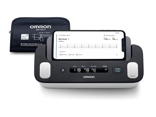 Asinsspiediena mērītājs OMRON COMPLETE un EKG monitors HEM-7530T-E3. Tips: Medicīnas ierīce Klase: II A