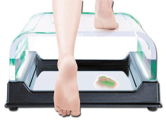 LED podoskops ar polarizētu gaismu. Ierīce pēdu analīzei. Tips: Medicīnas ierīce Klase: I