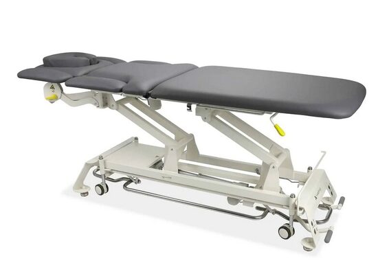7 segmentu ārstēšanas galds procedūrām un medicīniskām pārbaudēm, diagnostikas procedūrām, masāžai, rehabilitācijai un manuālajai terapijai. (ELEKTRISKS) Pelēkā krāsā. Maksimālā pieļaujamā slodze: 200 kg. Medicīnas ierīce