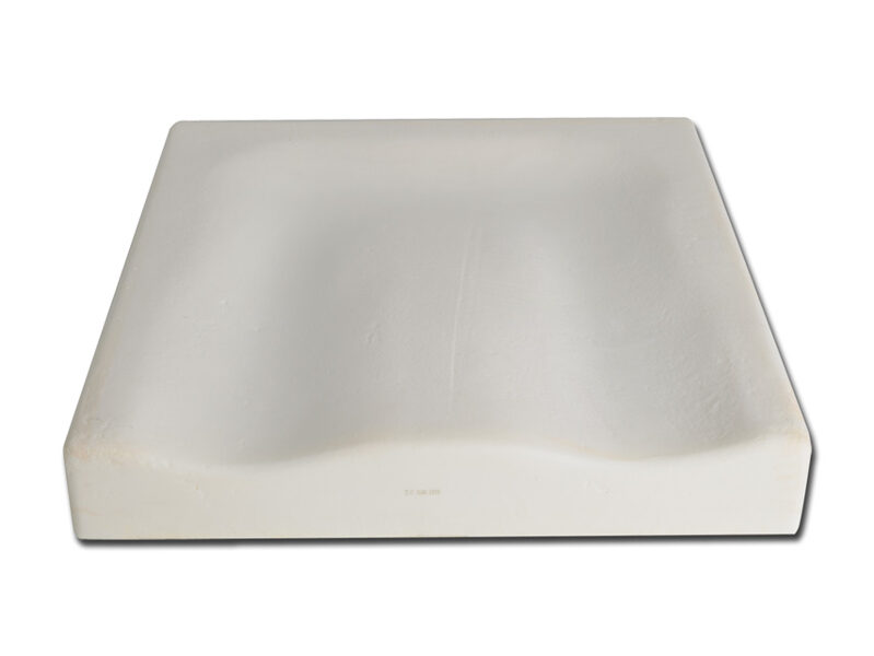 *Pretizgulējumu spilvens / paliktnis krēsliem, ratiņkrēsliem, 41x41x6 cm. Tips: Medicīnas ierīce Klase: I. Ražots Francijā