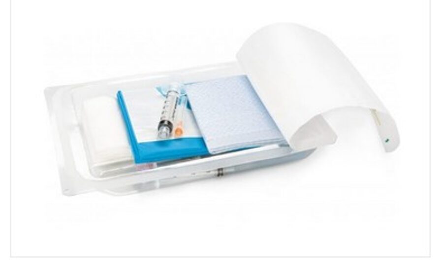 Lumbālpunkciju komplekts (pārklāji, pārsējs, injekcijas adatas, plastmasas pincete, plastmasas šļirces), sterils, 1 gab.