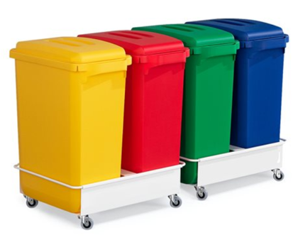 *Atkritumu tvertnes, 60 litri, 4 gab., 2 tērauda ratiņi, tvertņu vākos iestrādāti rokturi to ērtai atvēršanai un iztukšošanai