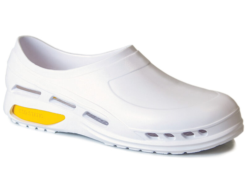 *Aizsargapavi, kas atbilst darba apavu normu prasībām EN ISO 20347: AE SRC. Izturīgi pret ķimikālijām vai slimnīcās izmantotajām UV sterilizācijām. Tips:  IAL   klase:  II. Dažādi izmēri. Ražoti Itālijā